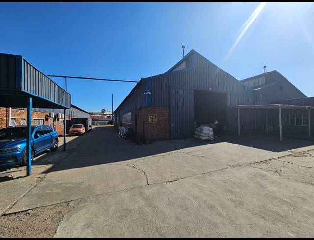 7,000M² WAREHOUSE FOR SALE IN ALBERTON NORTH